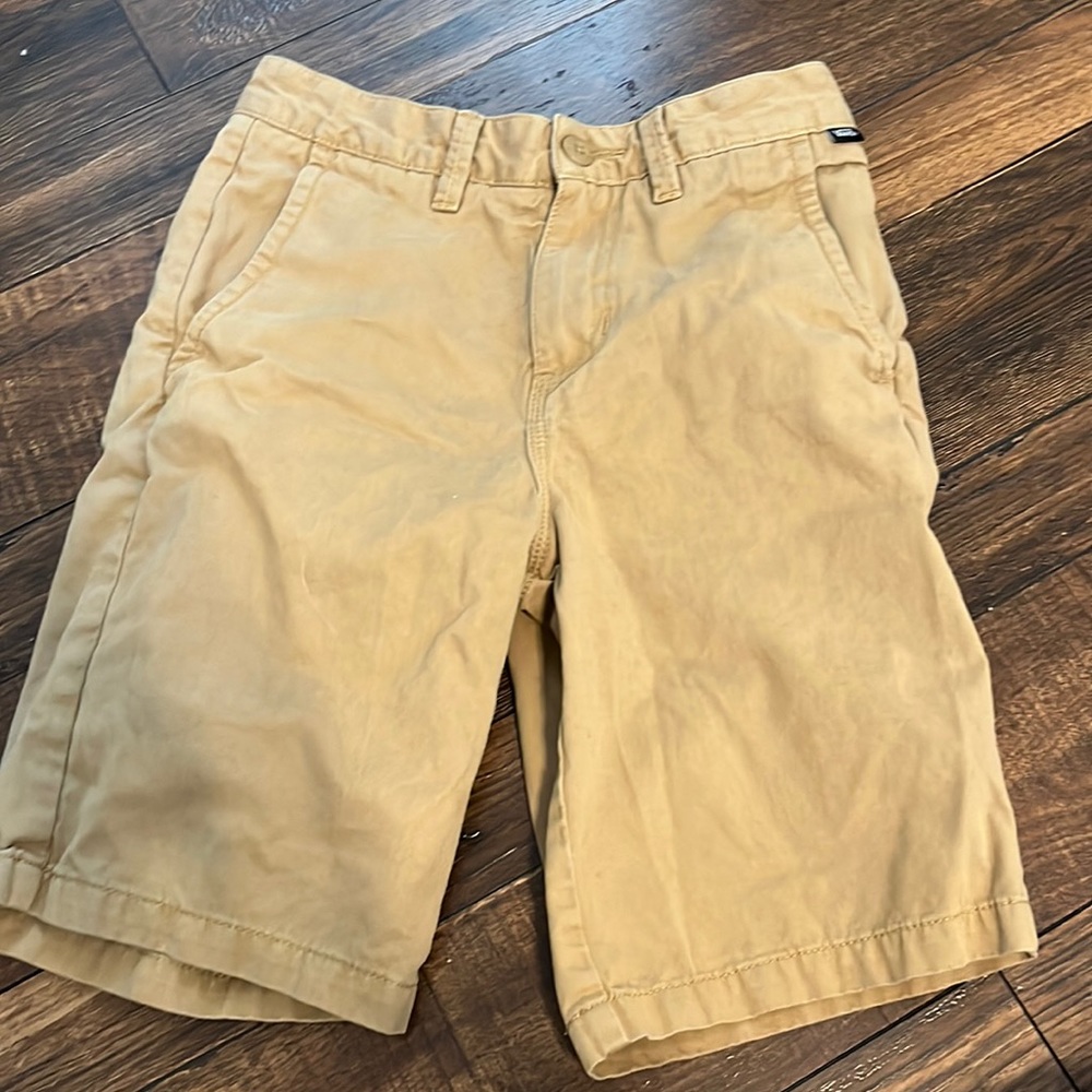 Vans khaki shorts